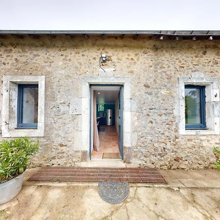 Les Grands Ormeaux - Elegance & Piscine Chauffee *