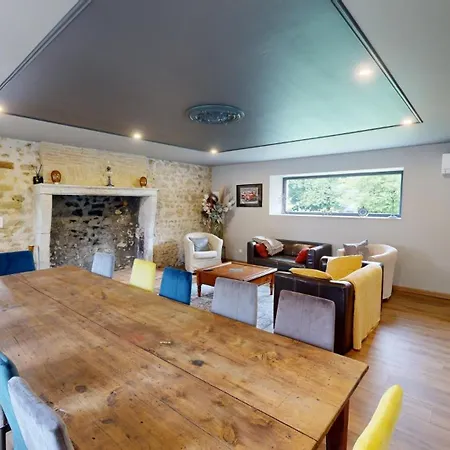 Les Grands Ormeaux - Elegance & Piscine Chauffee - L'instant Clef Дом отдыха *