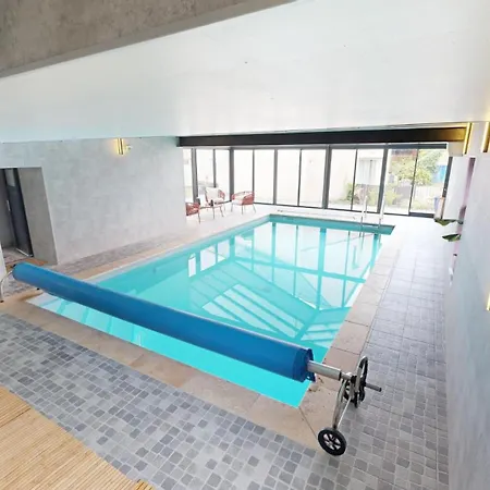 펜션 Les Grands Ormeaux - Elegance & Piscine Chauffee *