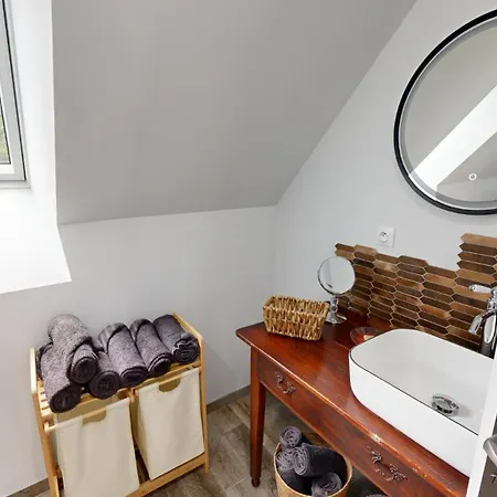 펜션 Les Grands Ormeaux - Elegance & Piscine Chauffee Joue-en-Charnie