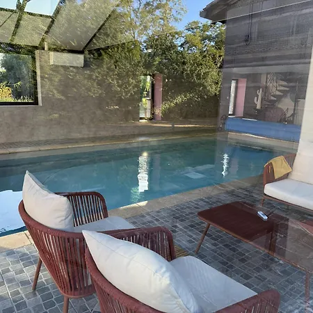 펜션 Les Grands Ormeaux - Elegance & Piscine Chauffee *