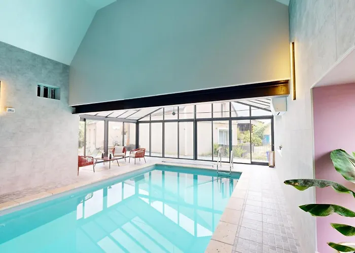Les Grands Ormeaux - Elegance & Piscine Chauffee * Joue-en-Charnie