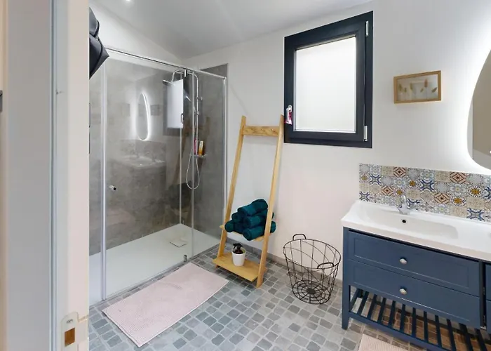 펜션 Les Grands Ormeaux - Elegance & Piscine Chauffee Joue-en-Charnie