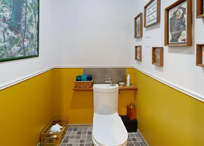 Les Grands Ormeaux - Elegance & Piscine Chauffee Joue-en-Charnie