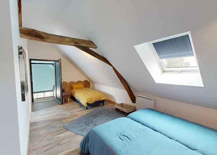 Les Grands Ormeaux - Elegance & Piscine Chauffee